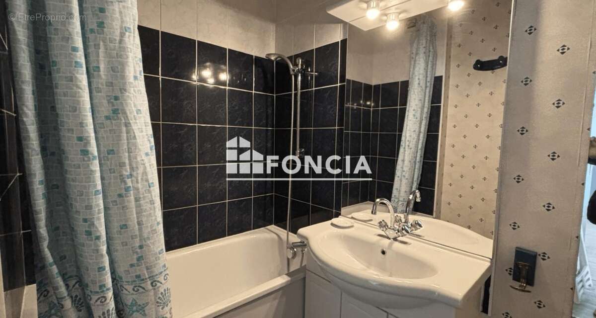 Appartement à COURSEULLES-SUR-MER