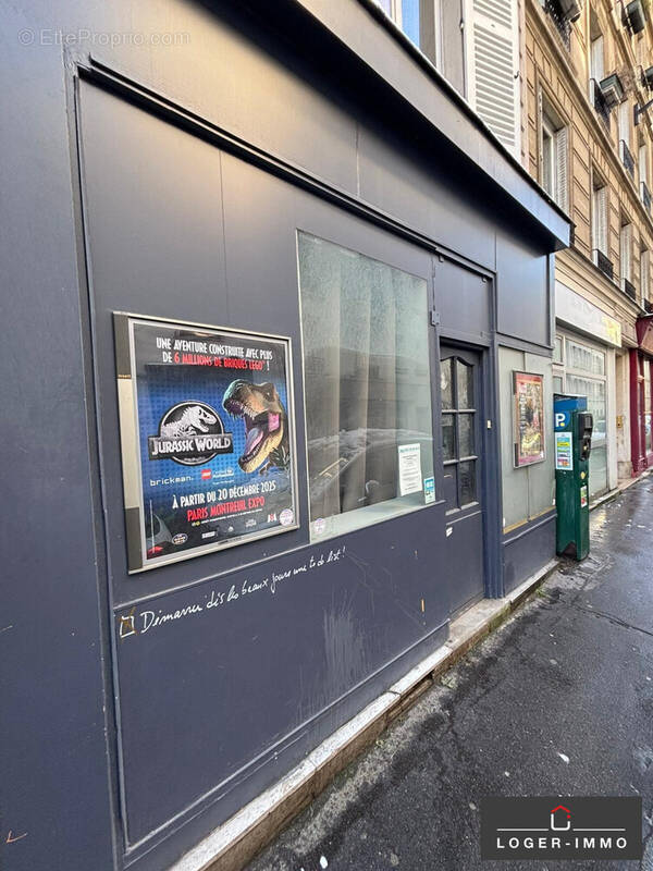 Commerce à PARIS-9E