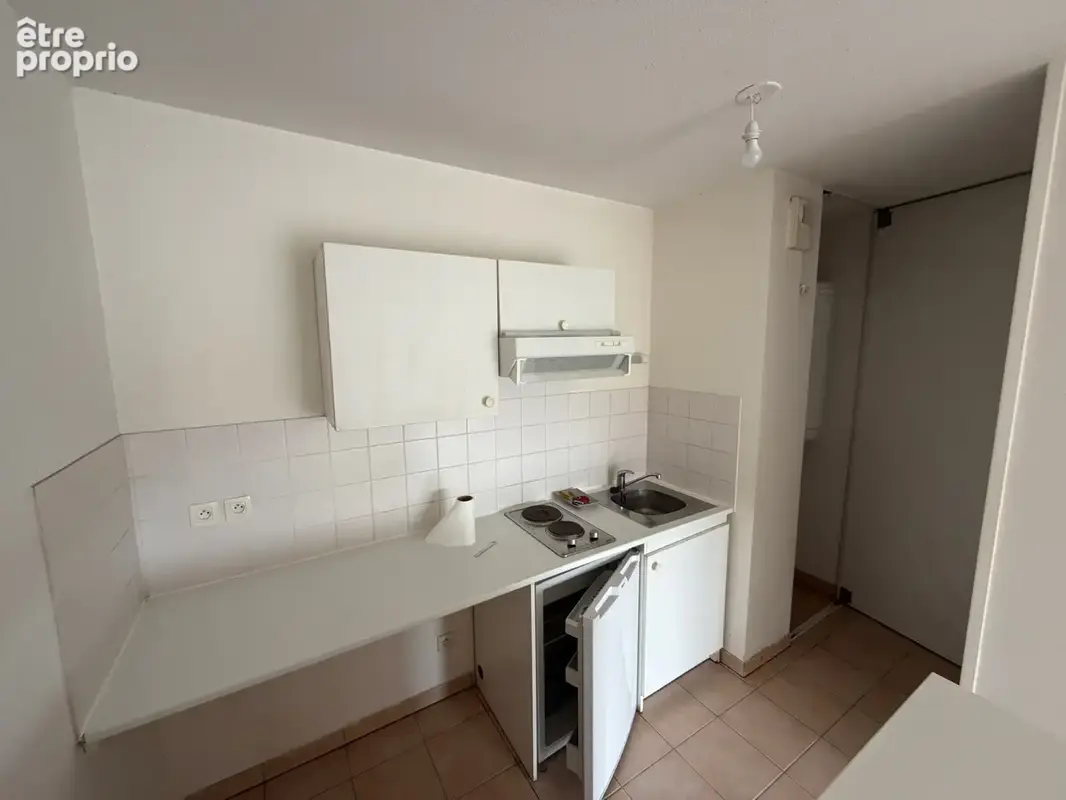 Appartement T2 avec terrasse et parking   Résidence LAROUDAL à Villeneuve - photo 3