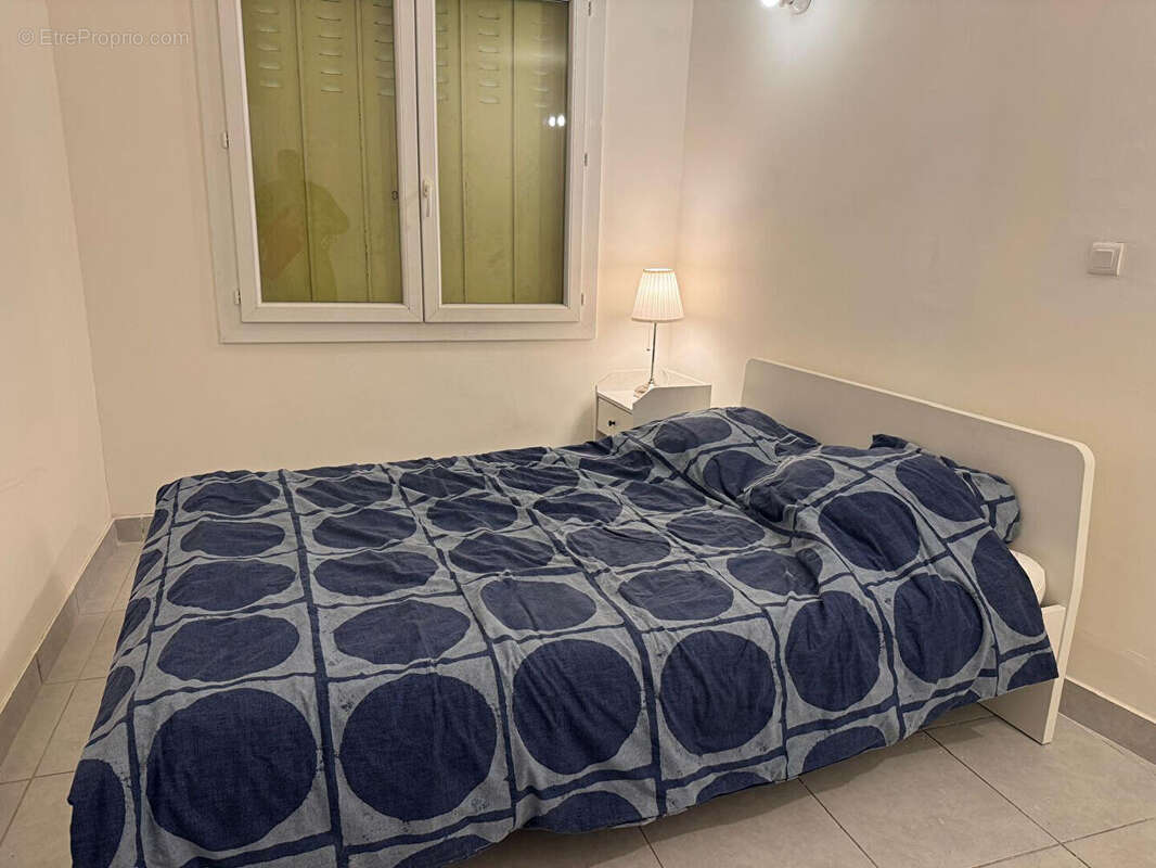 Appartement à MARSEILLE-3E