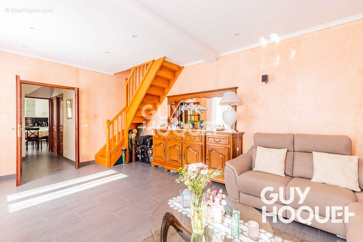 Maison à JUVISY-SUR-ORGE