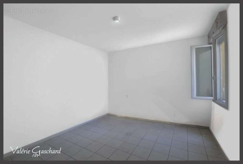 Maison à SAINT-SEURIN-SUR-L&#039;ISLE