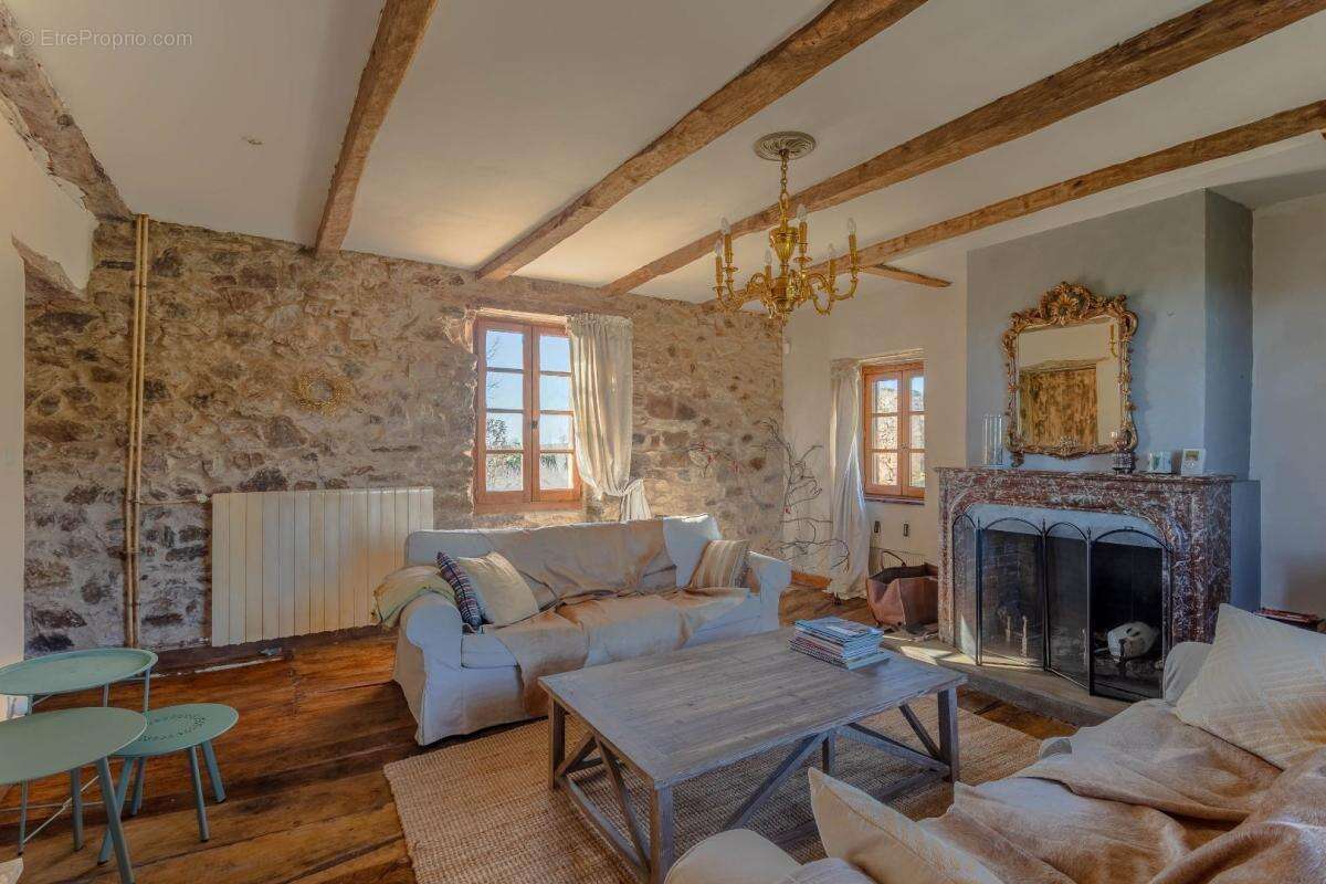 Maison à TANUS