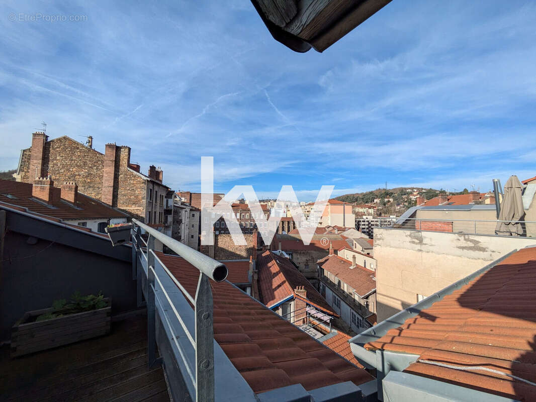 Appartement à SAINT-ETIENNE