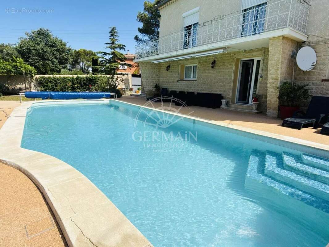 Maison à L&#039;ISLE-SUR-LA-SORGUE