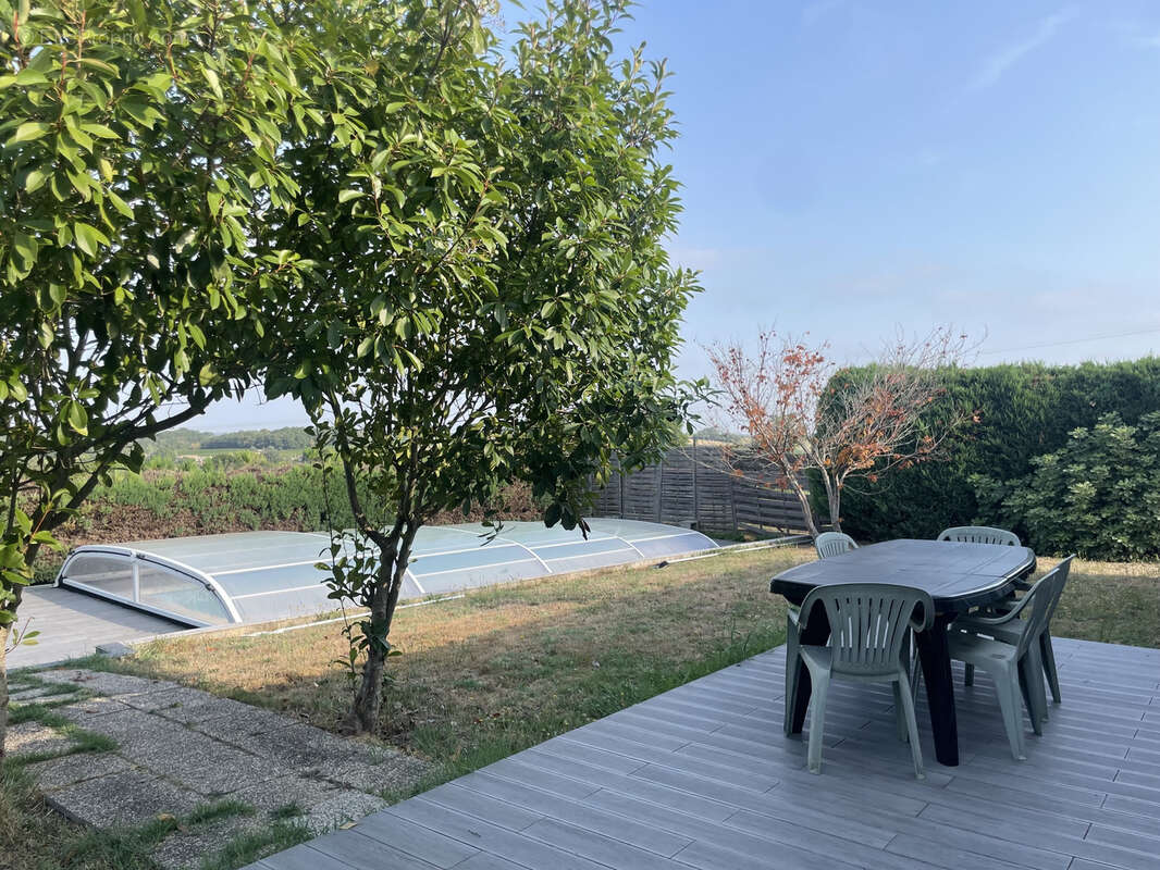 Maison de plain-pied de type 5 de 115 M2 avec piscine sur 697 M2 - photo 14