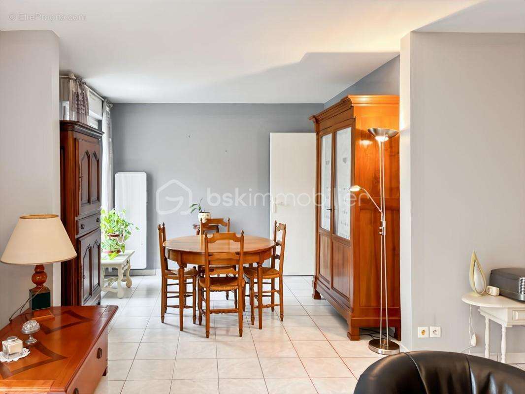 Appartement à ARPAJON
