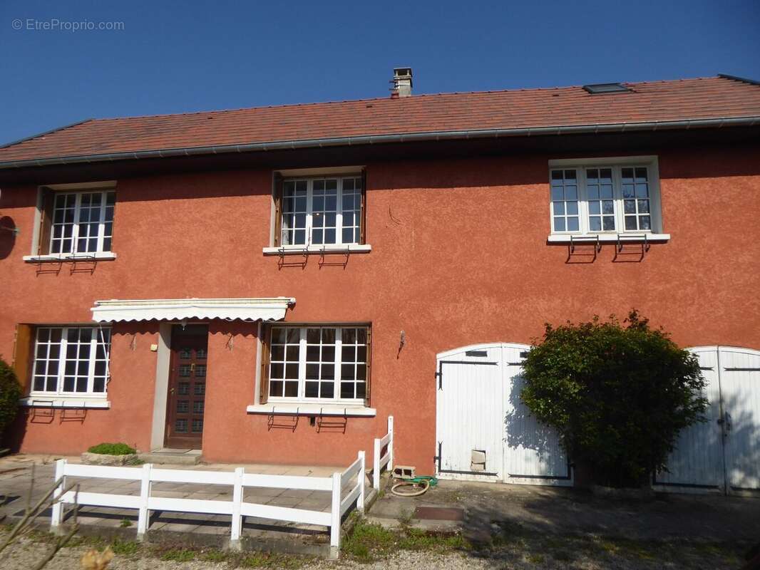 Maison à COURTENAY