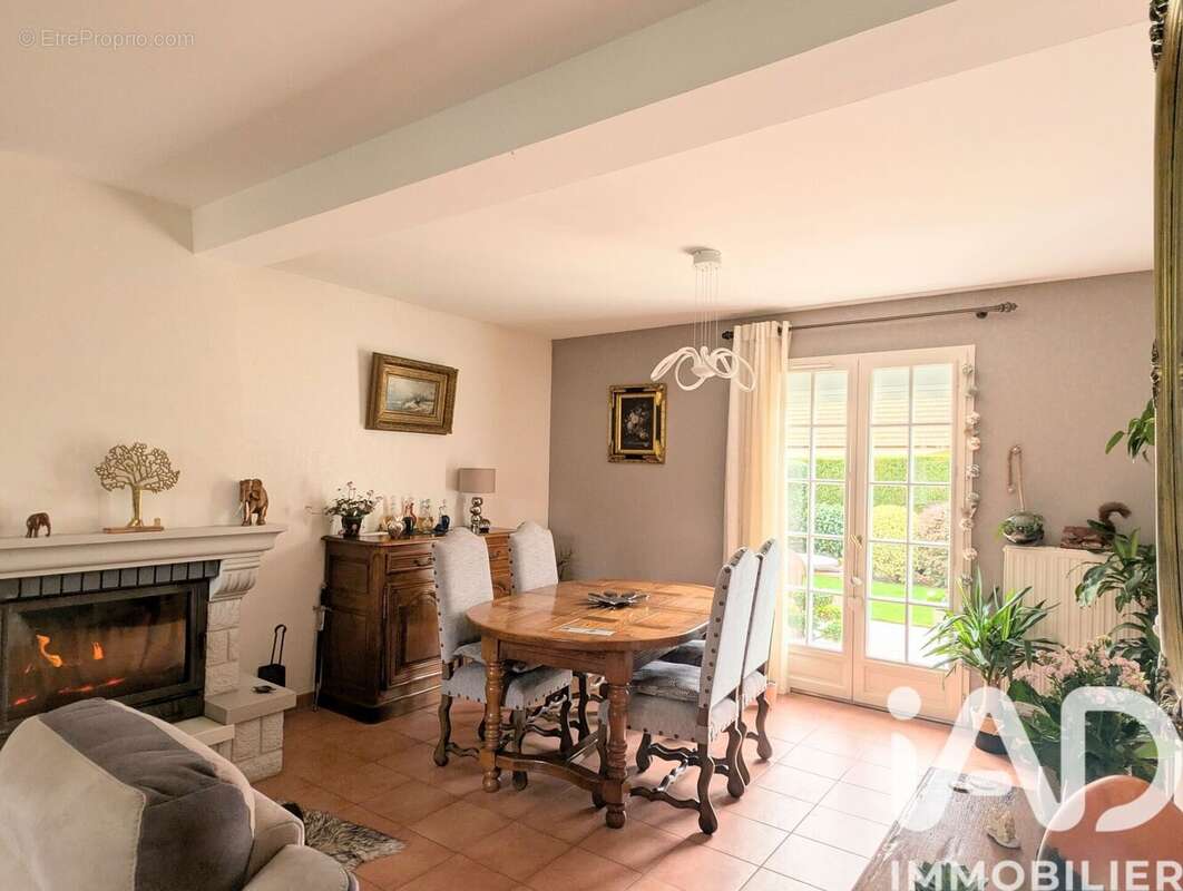 Maison 118 m² à Troarn  - photo 5