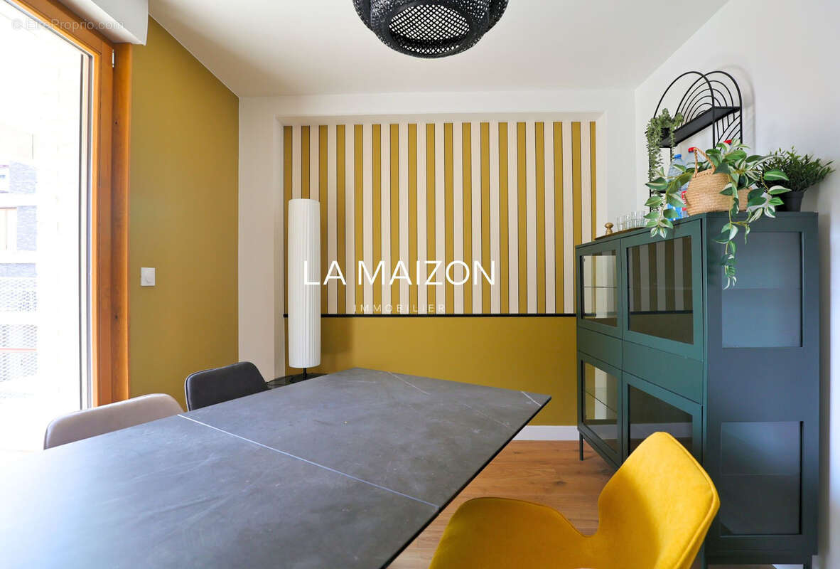 Appartement T4 de standing avec vaste balcon + 2 parkings   Marcq-en-Barœul secteur Brossolette - photo 10