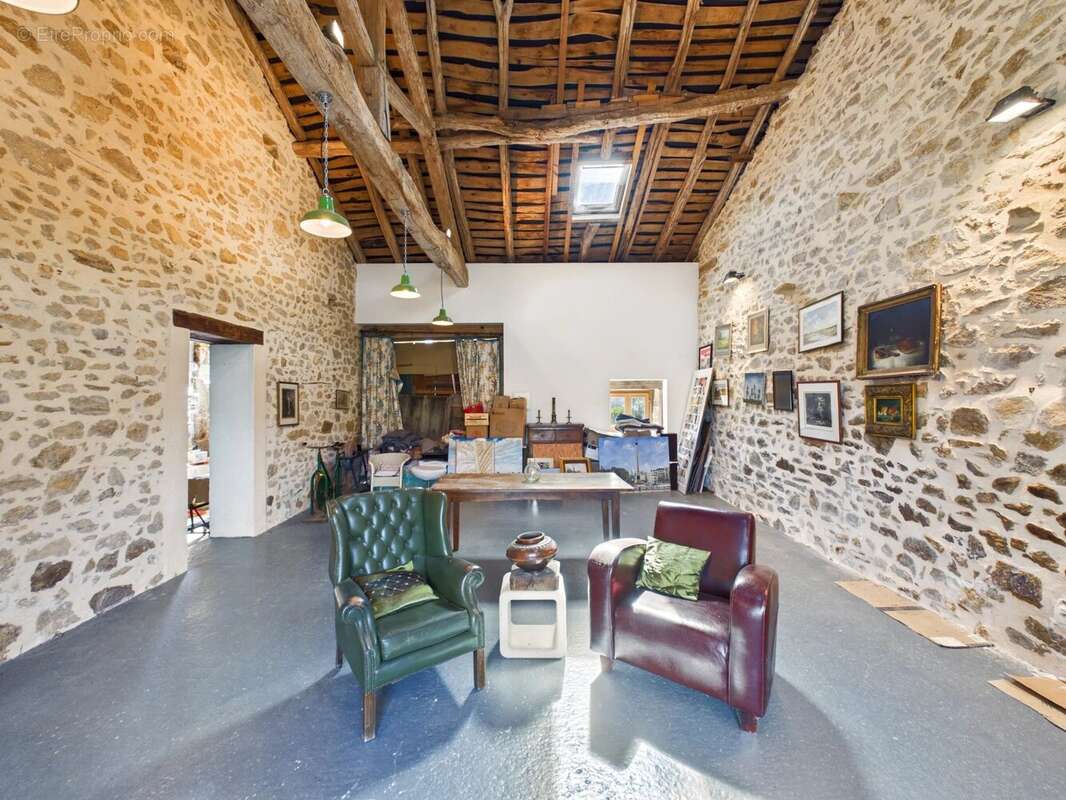 Maison en pierre  avec maison d'amis indépendante dans un hameau paisible - photo 9