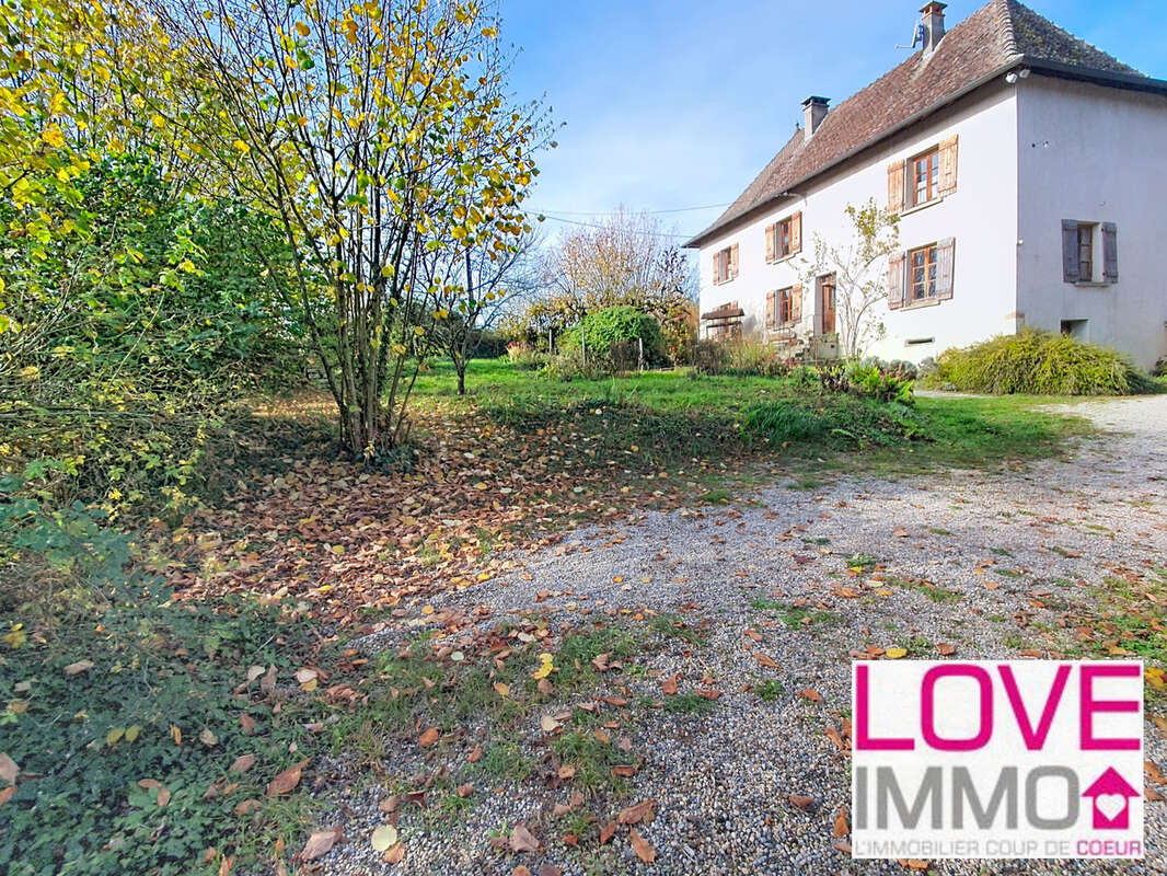 Maison à LA TOUR-DU-PIN