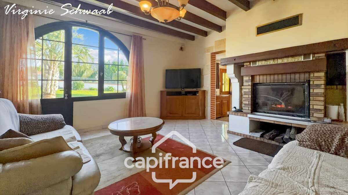 Saint Cricq Chalosse (40), Maison familiale de plain-pied avec dépendance - étang - sur 1 hectare de terrain en Chalosse - photo 9