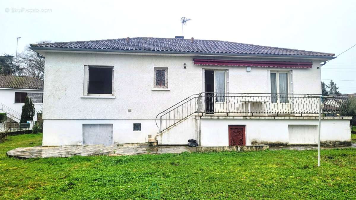 Maison bergerac au calme avec grand potentiel d'amenagement - photo 8