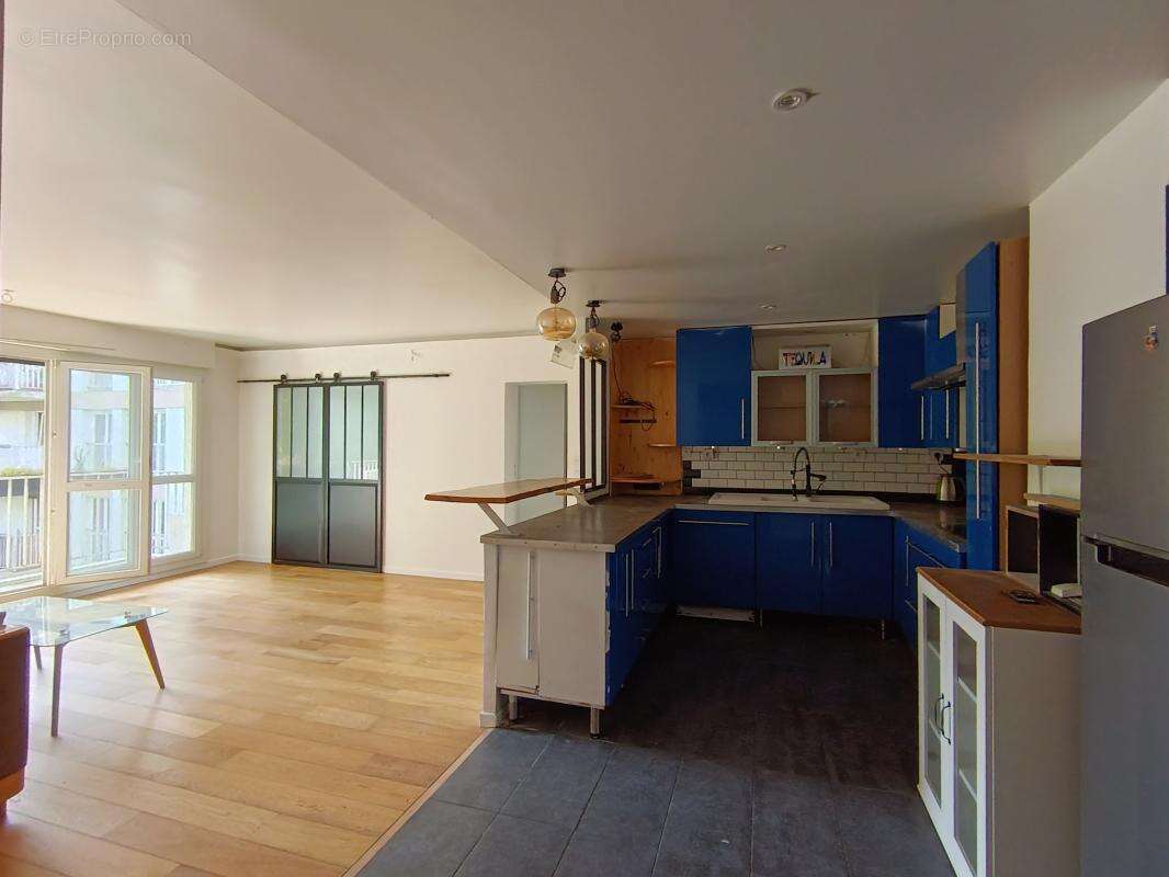 Appartement à LES ULIS