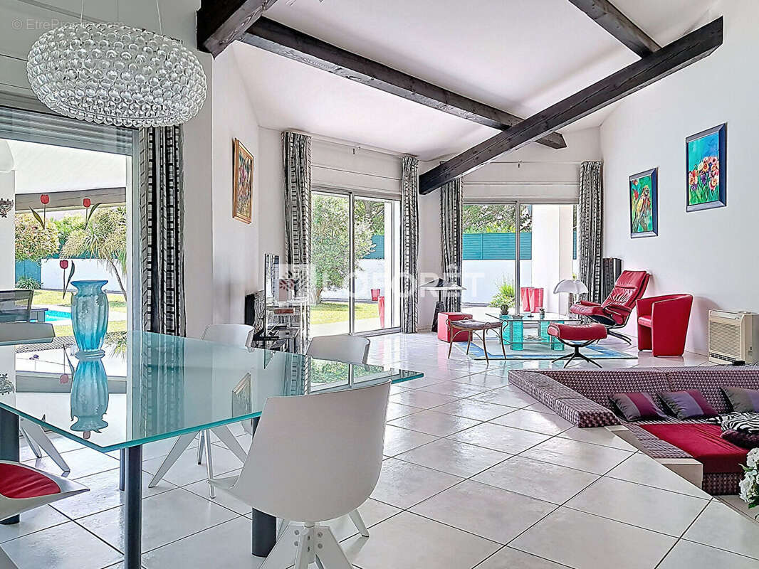 Maison à FENOUILLET