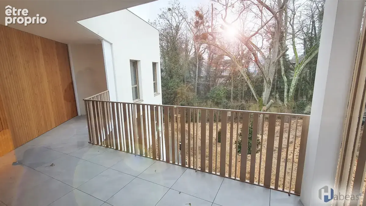 Attique d'Exception : T5 de 102 m² avec Terrasse Plein Ciel - photo 4