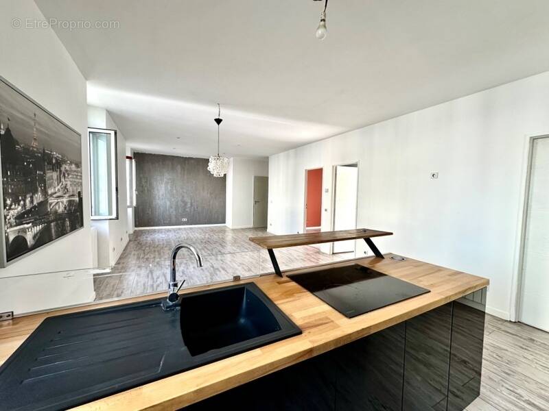 Appartement à MARSEILLE-10E