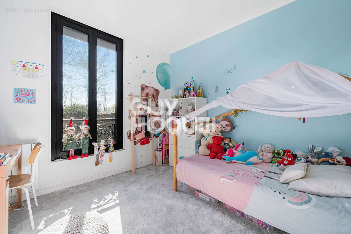 Maison d'exception -128 m2 -100 m2 de jardin arboré - photo 15