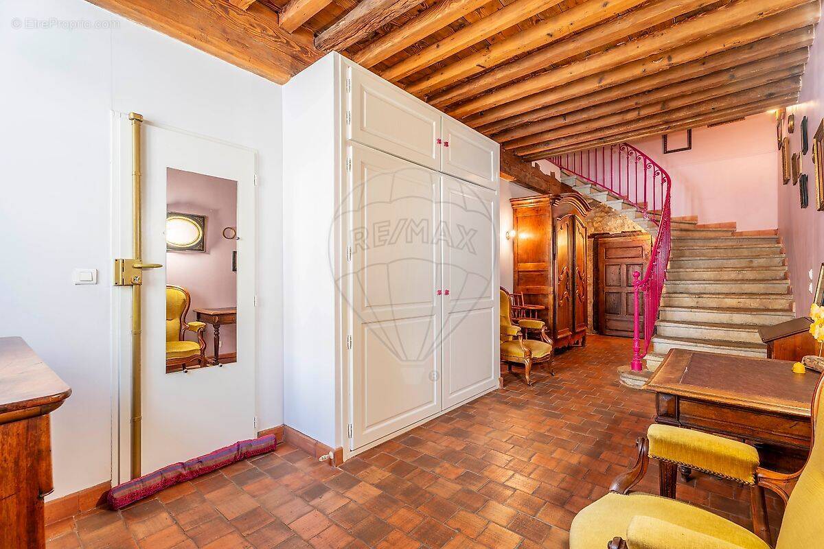 Maison à VILLEFRANCHE-SUR-SAONE