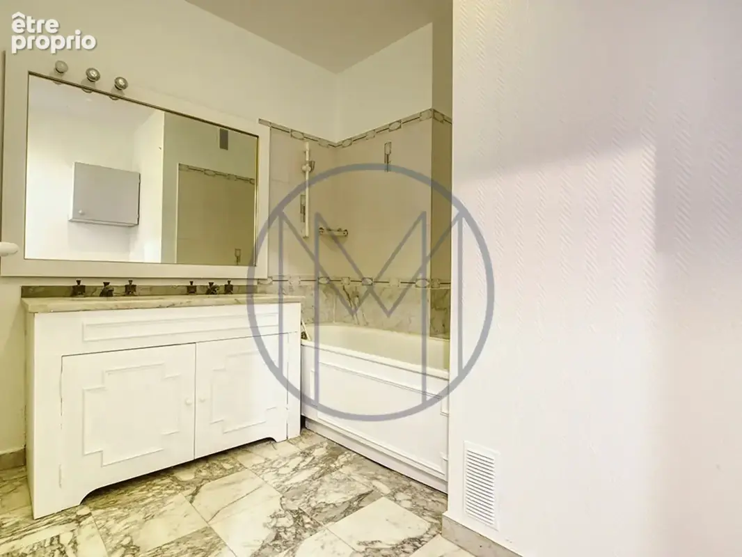 Le Chesnay-Rocquencourt - Charmant appartement avec jardin - photo 8