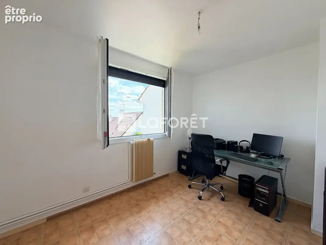 Maison d'environ 123 m², à Compertrix - photo 11
