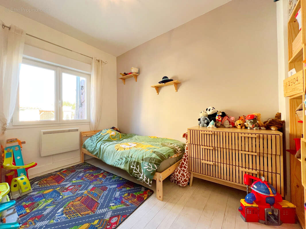 Maison à SAINT-ROMAIN-DE-BENET