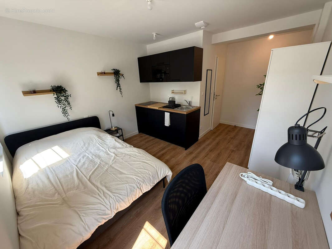 Studio rénové à Cronenbourg - photo 2
