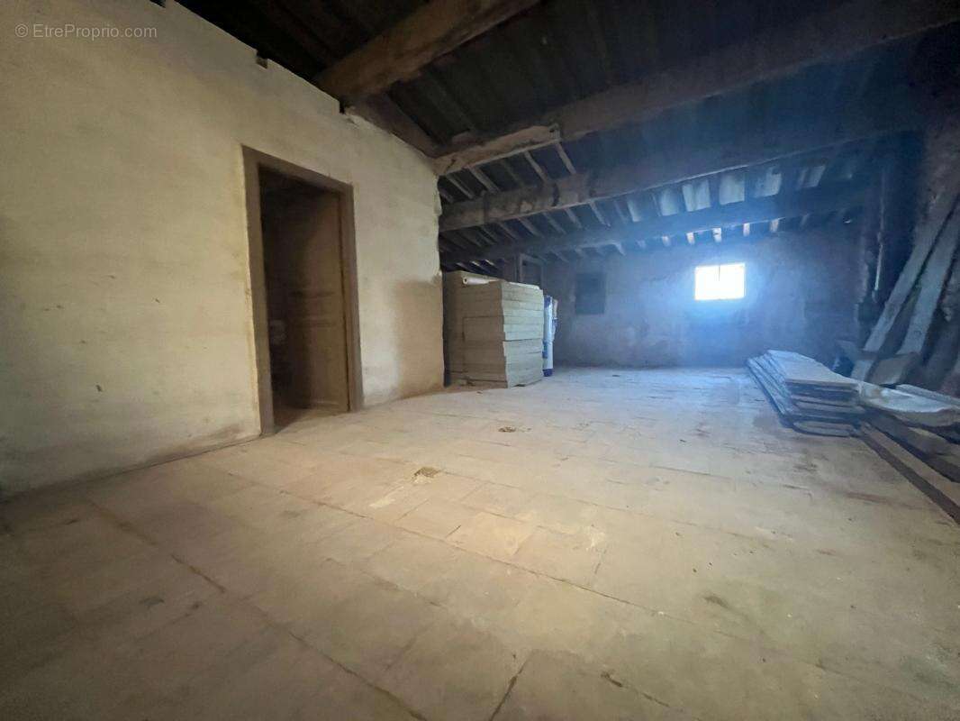 Maison à VILLEVEYRAC