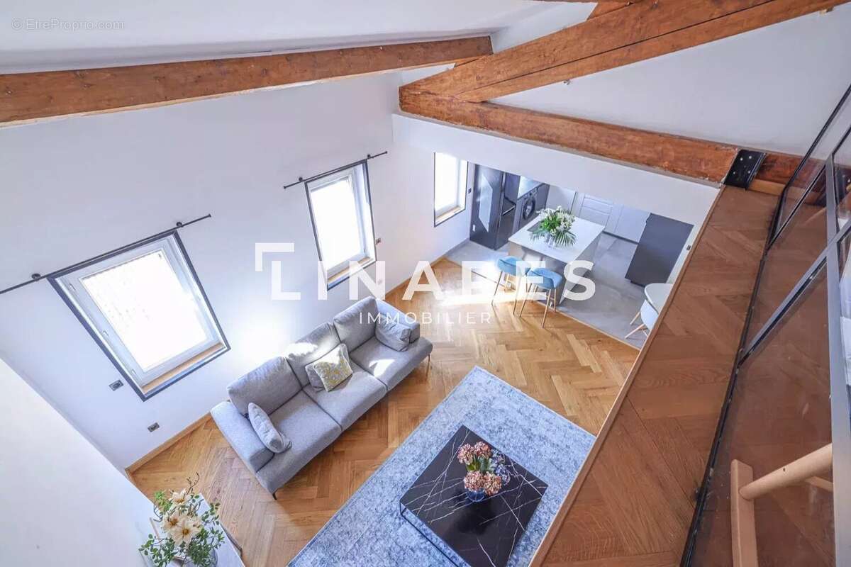 Appartement à MARSEILLE-8E