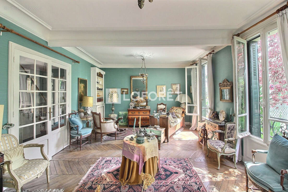 Maison à BOIS-COLOMBES