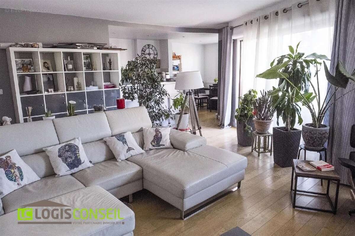 Appartement à CHATENAY-MALABRY