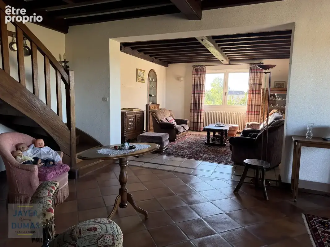 BEY - Maison traditionnelle d'environ 200 m2 avec belle dépendace  - - photo 2
