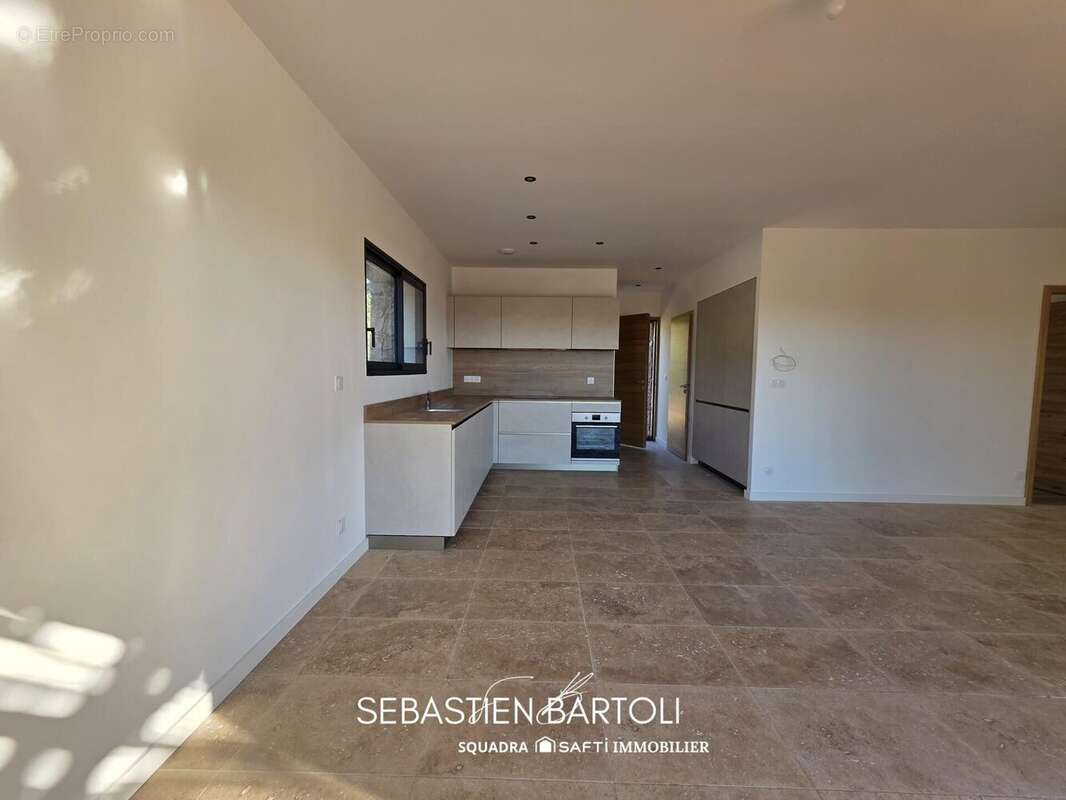 Photo 3 - Maison à PORTO-VECCHIO