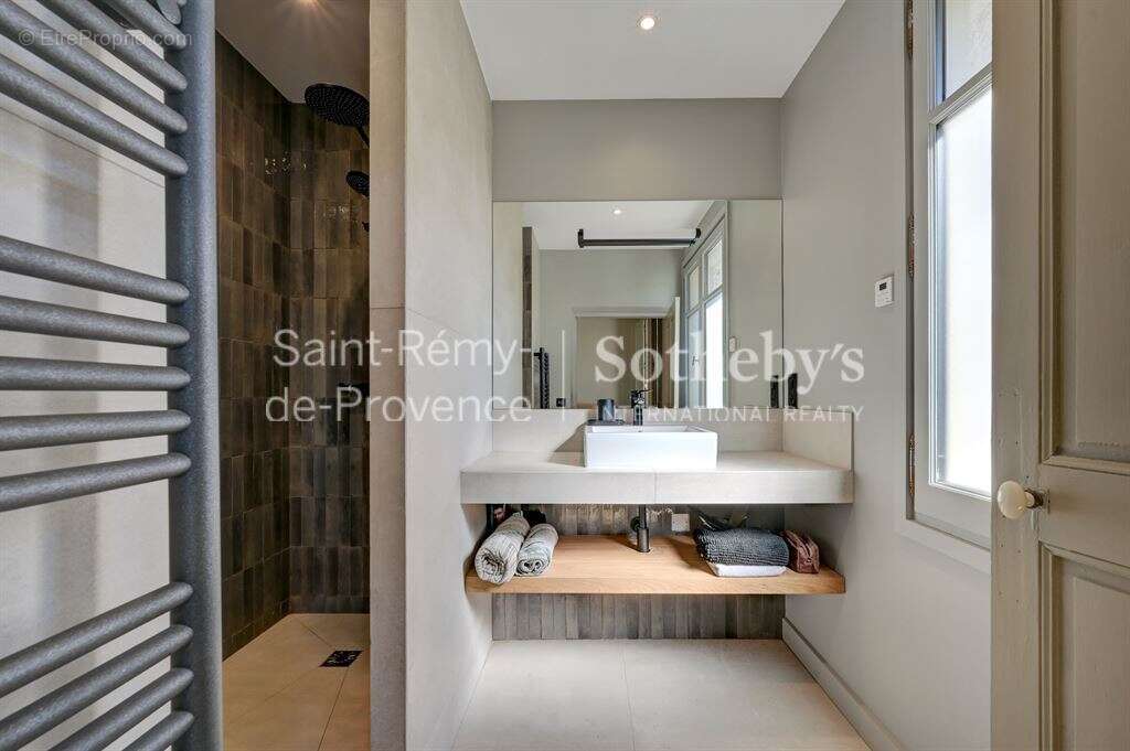 Maison à SAINT-REMY-DE-PROVENCE