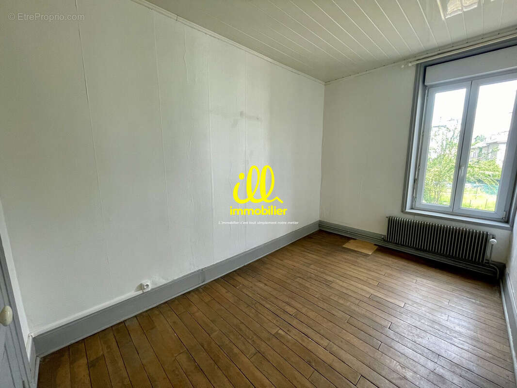 Maison 125 m² à Charleville-Mezieres  - photo 7