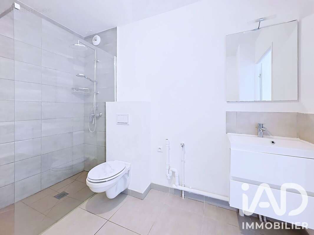 Appartement 40 m² à Lens  - photo 4
