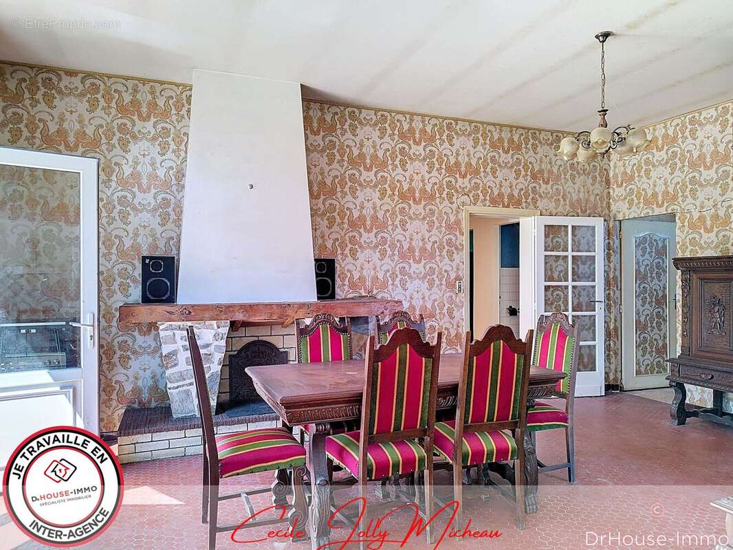 Maison à SAMONAC