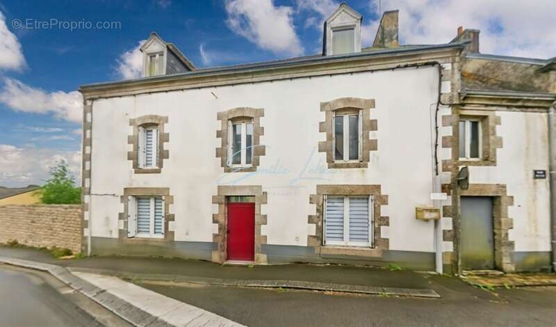 INVESTISSEURS!!! Centre-bourg d'Elliant - Immeuble 300m2 et parcelle de plus de 1000m2 divisible - photo 16