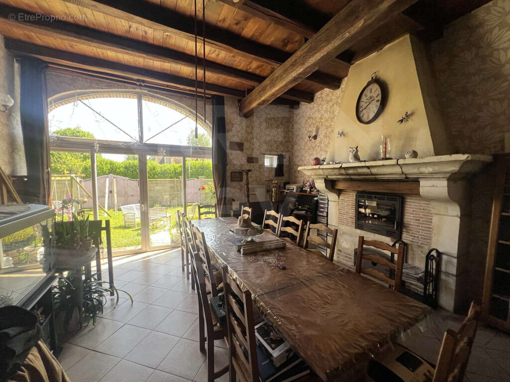 Maison à SAINT-MAURICE-THIZOUAILLE