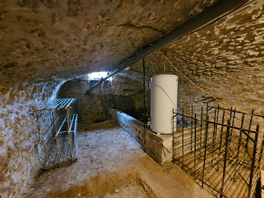 Maison à MAGNY-LES-HAMEAUX