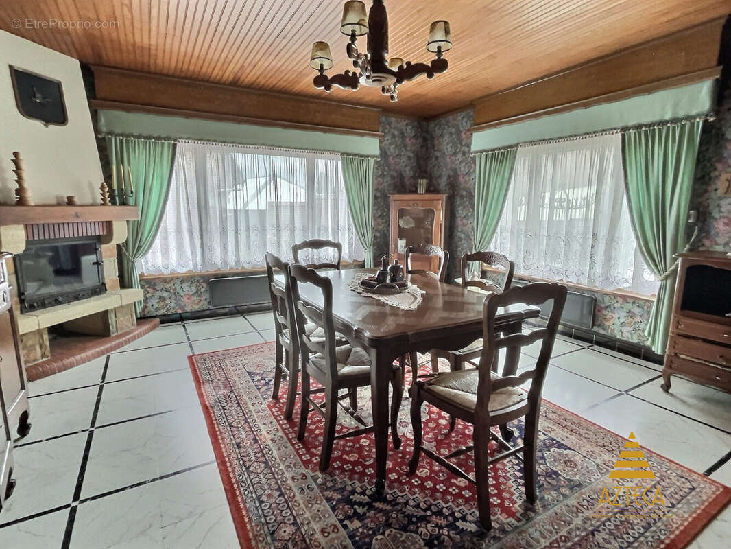 Maison à SAULZOIR