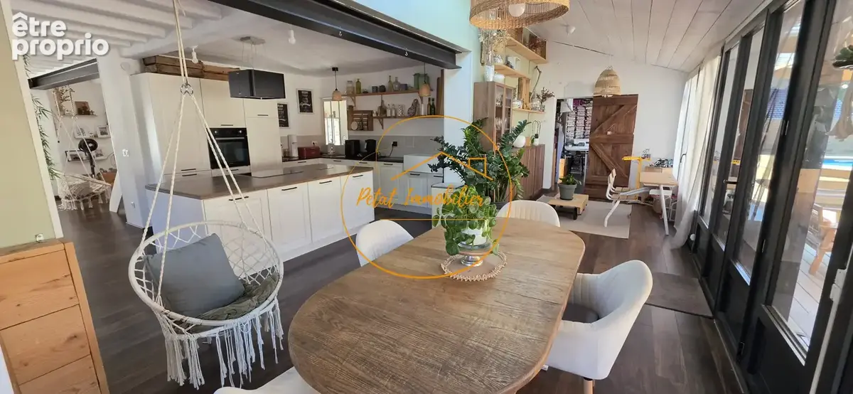 Maison familiale avec gîte, dépendances et jardin clos - photo 3
