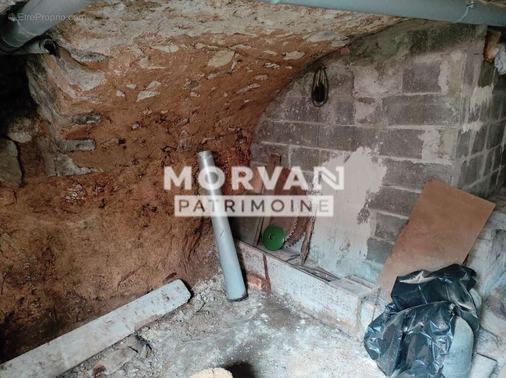 Maison à CHATEAU-CHINON(VILLE)