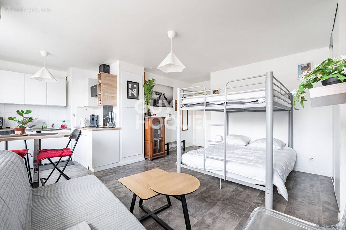 Appartement à GENNEVILLIERS