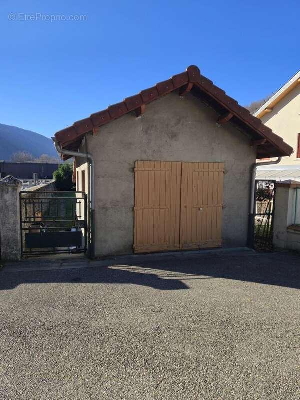 Maison à SAVIGNAC-LES-ORMEAUX