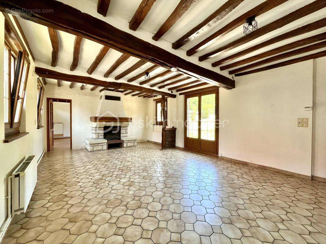 Maison de 115 m² – Fort potentiel – Terrain de 1 346 m² - photo 3
