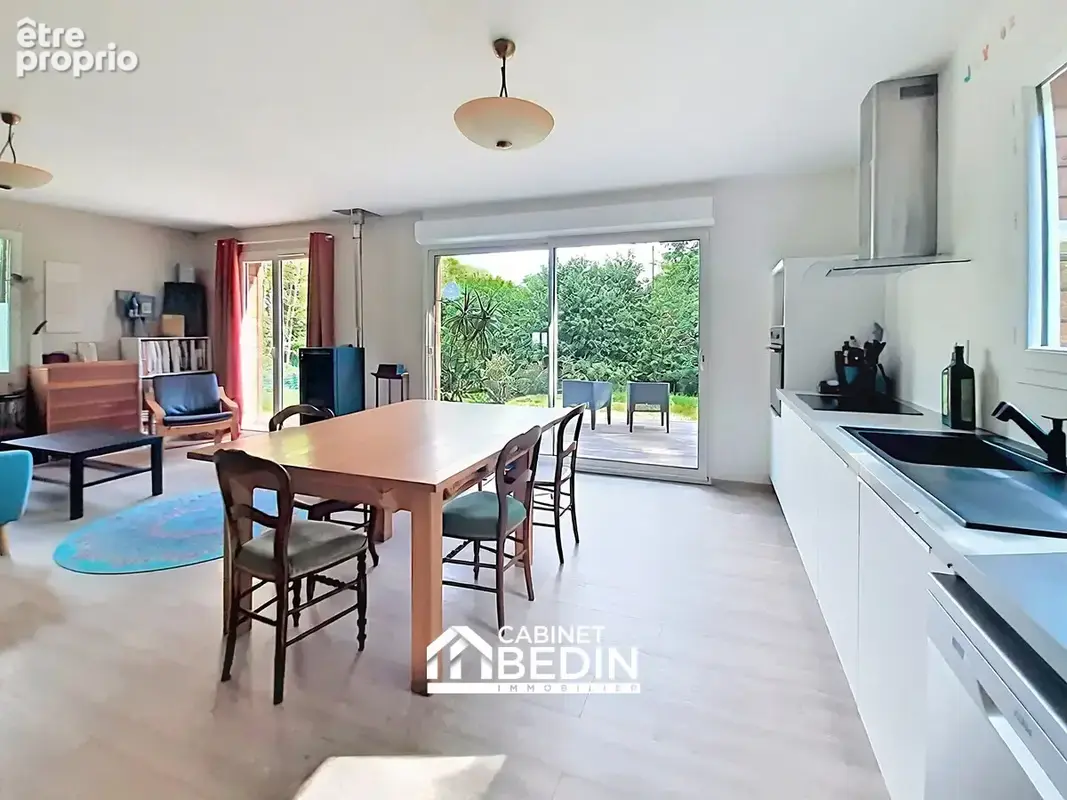 Maison 4 pièces 88 m² à vendre à Saint-Morillon (33650) - photo 4
