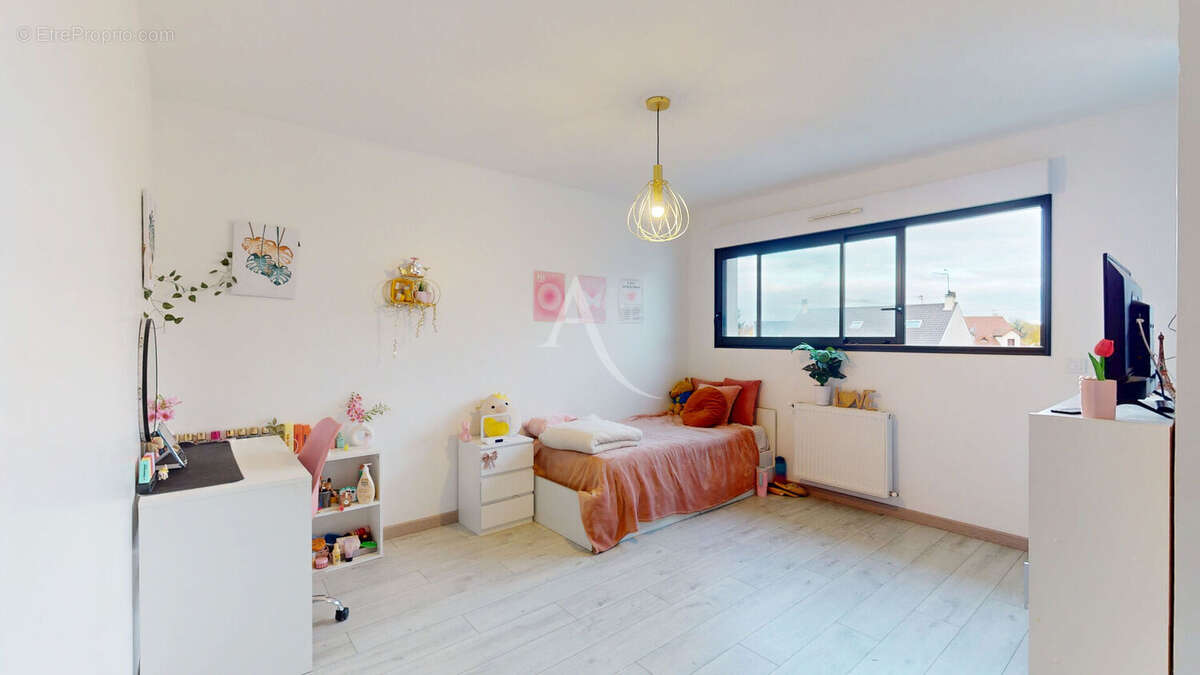 Maison à BRIE-COMTE-ROBERT