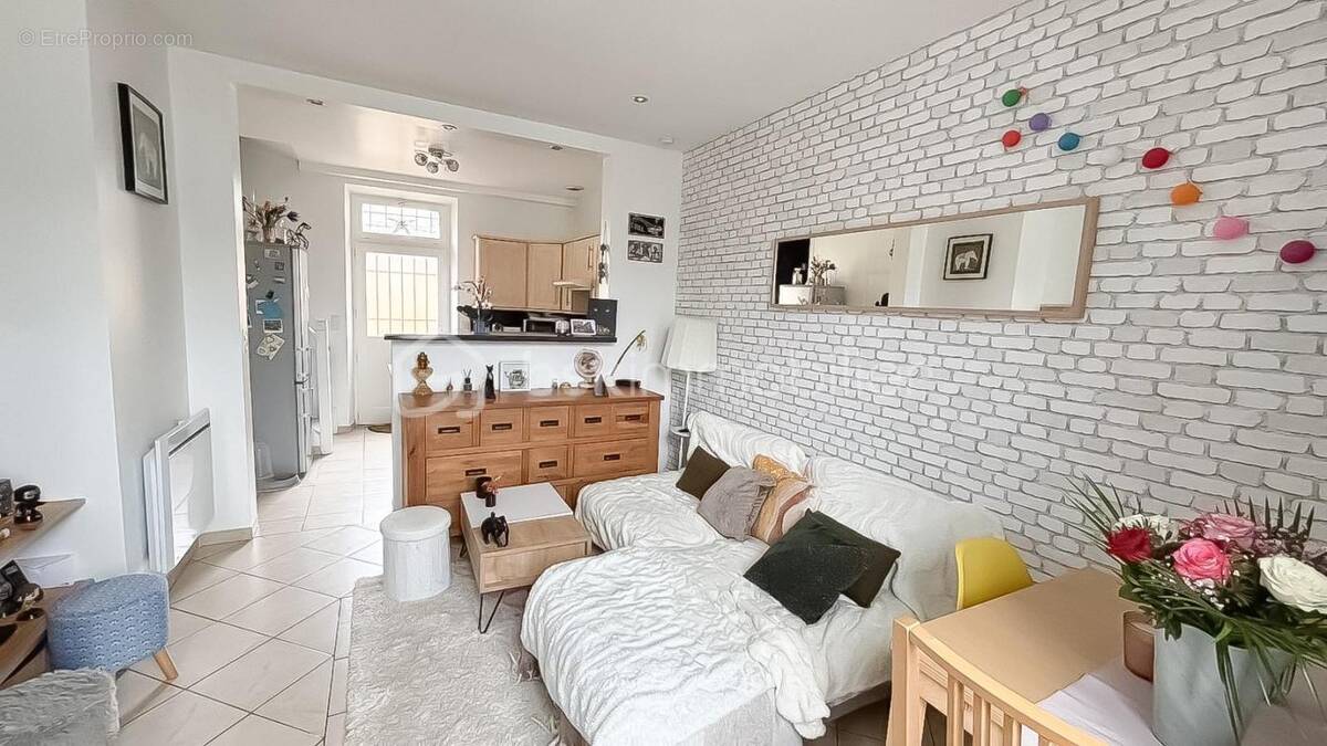Appartement à GRETZ-ARMAINVILLIERS